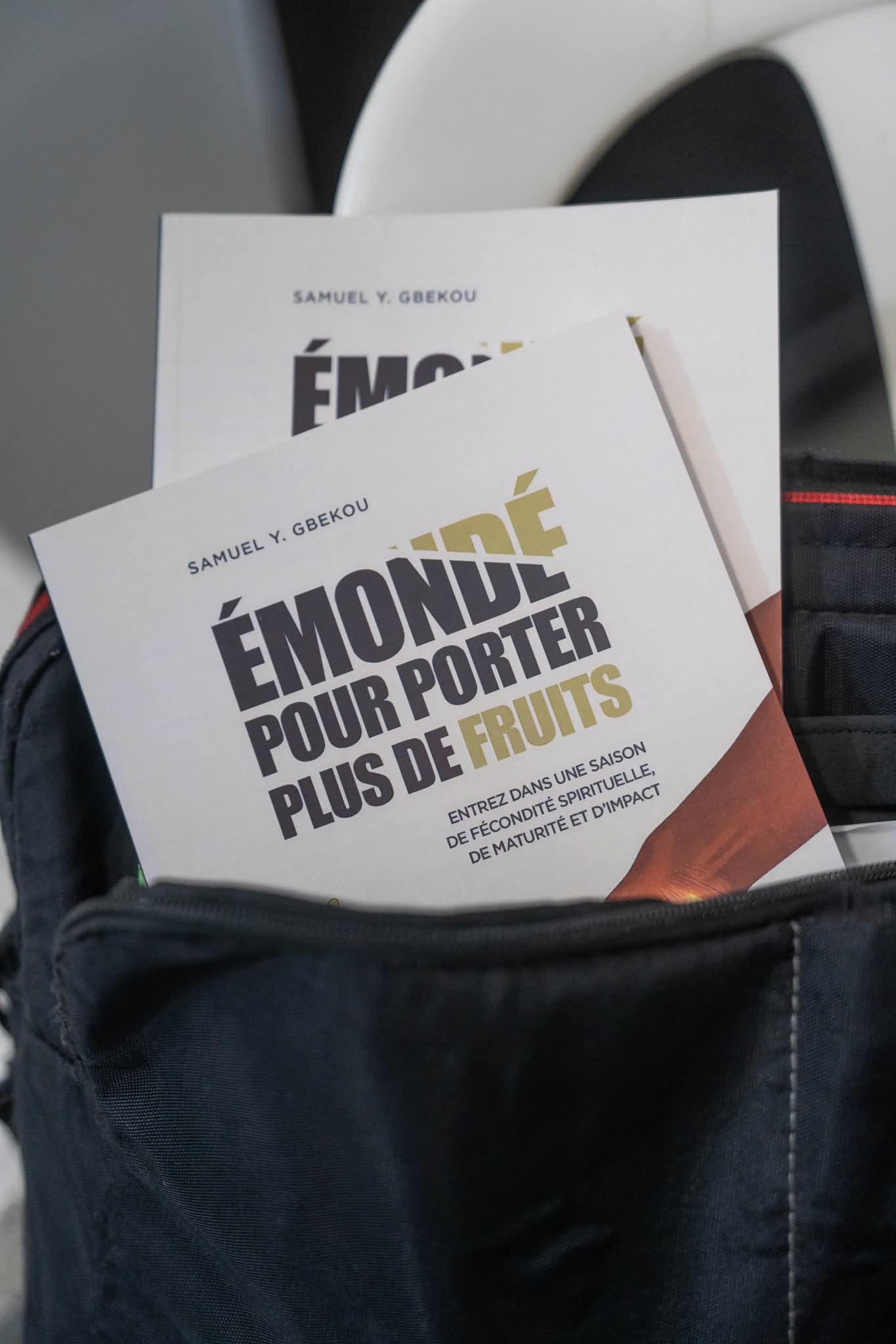 Le livre, toujours prêt à accompagner ses lecteurs au quotidien.